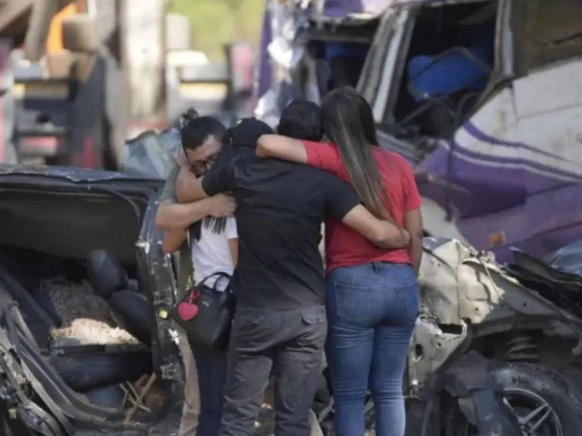 Patricia Mosquera, lideresa que murió junto a sus primas en atentado en Colombia