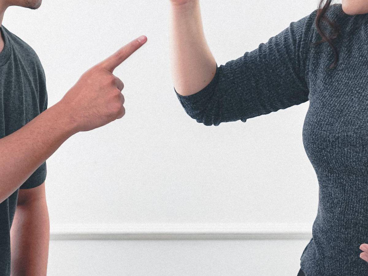 Con humillación pública y difamación amenazaba chef argentino a presentadora de televisión