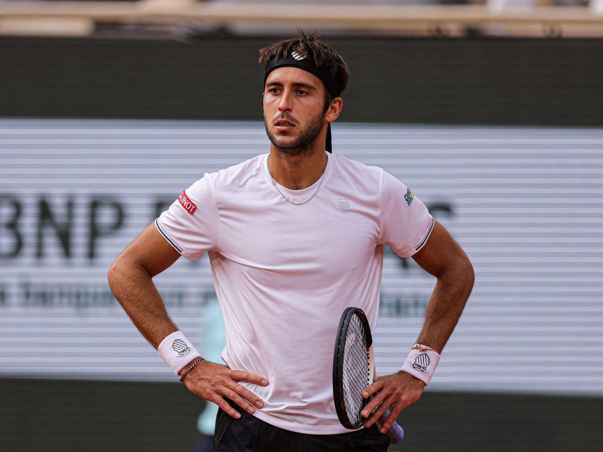 Etcheverry da la cara ante Zverev pero se despide de Roland Garros