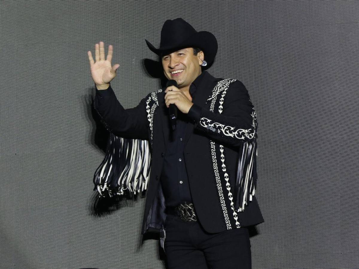 Las mejores imágenes que dejó el concierto de Julión Álvarez en Honduras