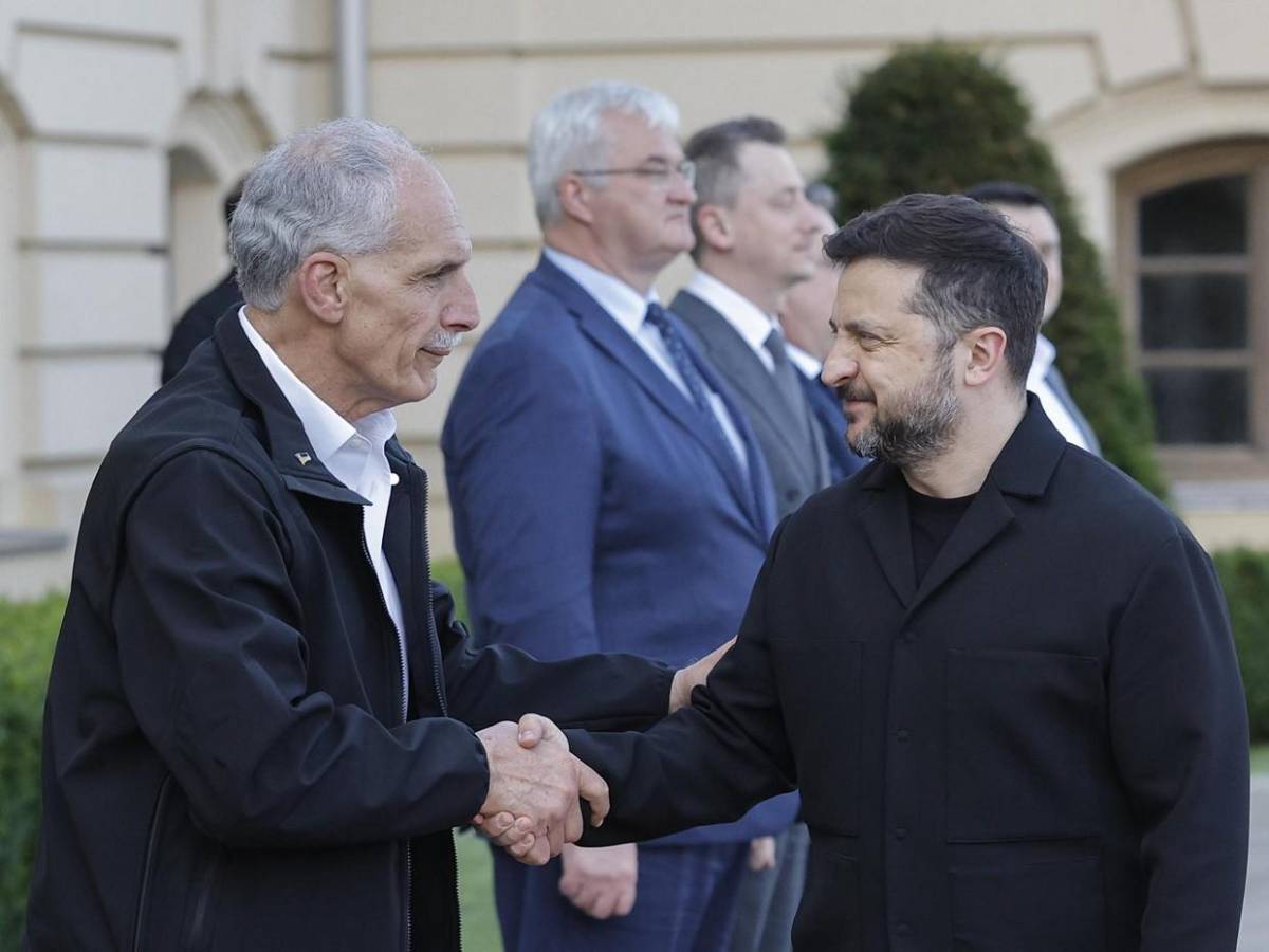 Asfura se convierte en el primer presidente hondureño en visitar Ucrania