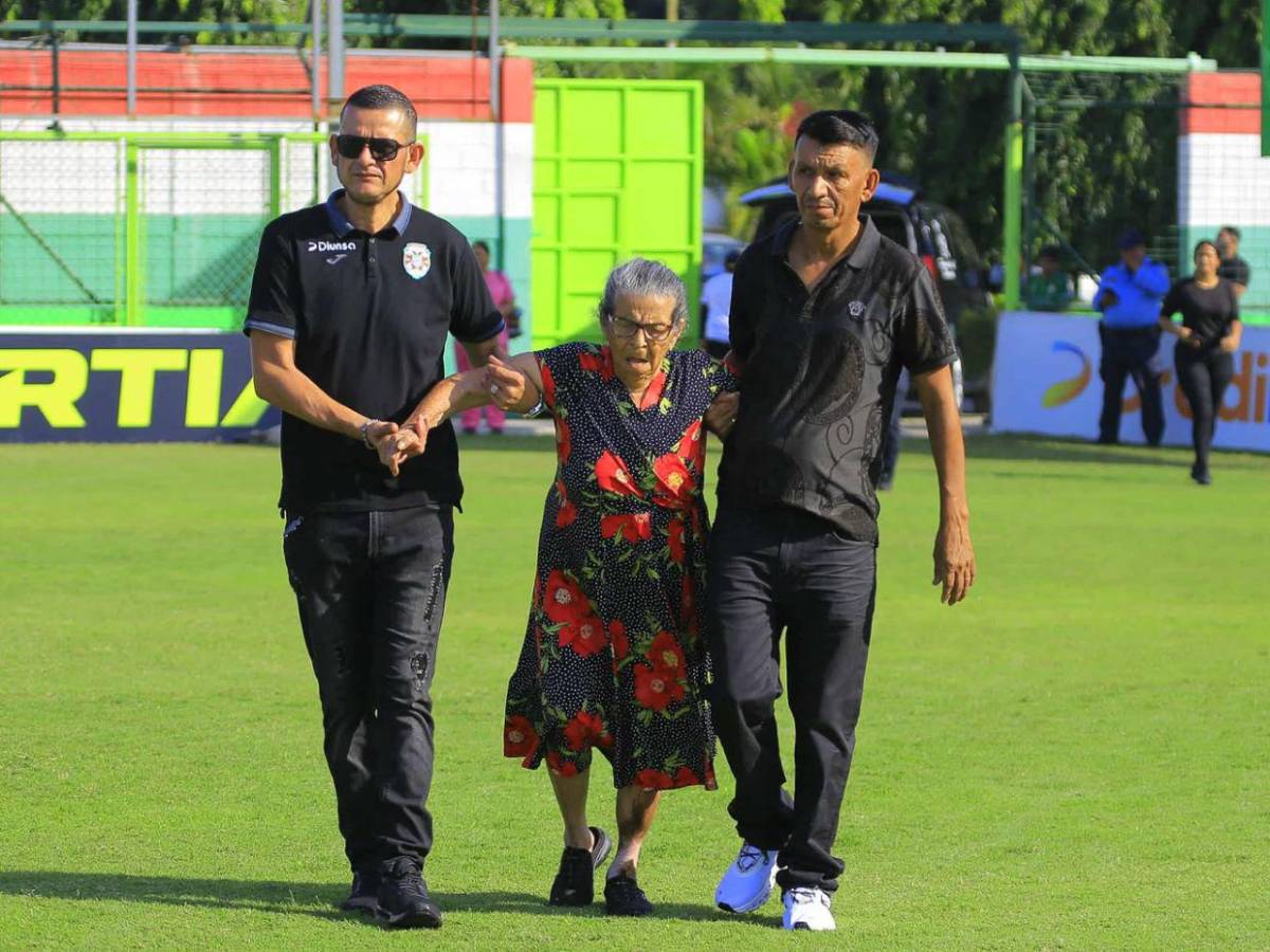 Marathón rinde último homenaje a Orinson Amaya en el césped del Yankel Rosenthal
