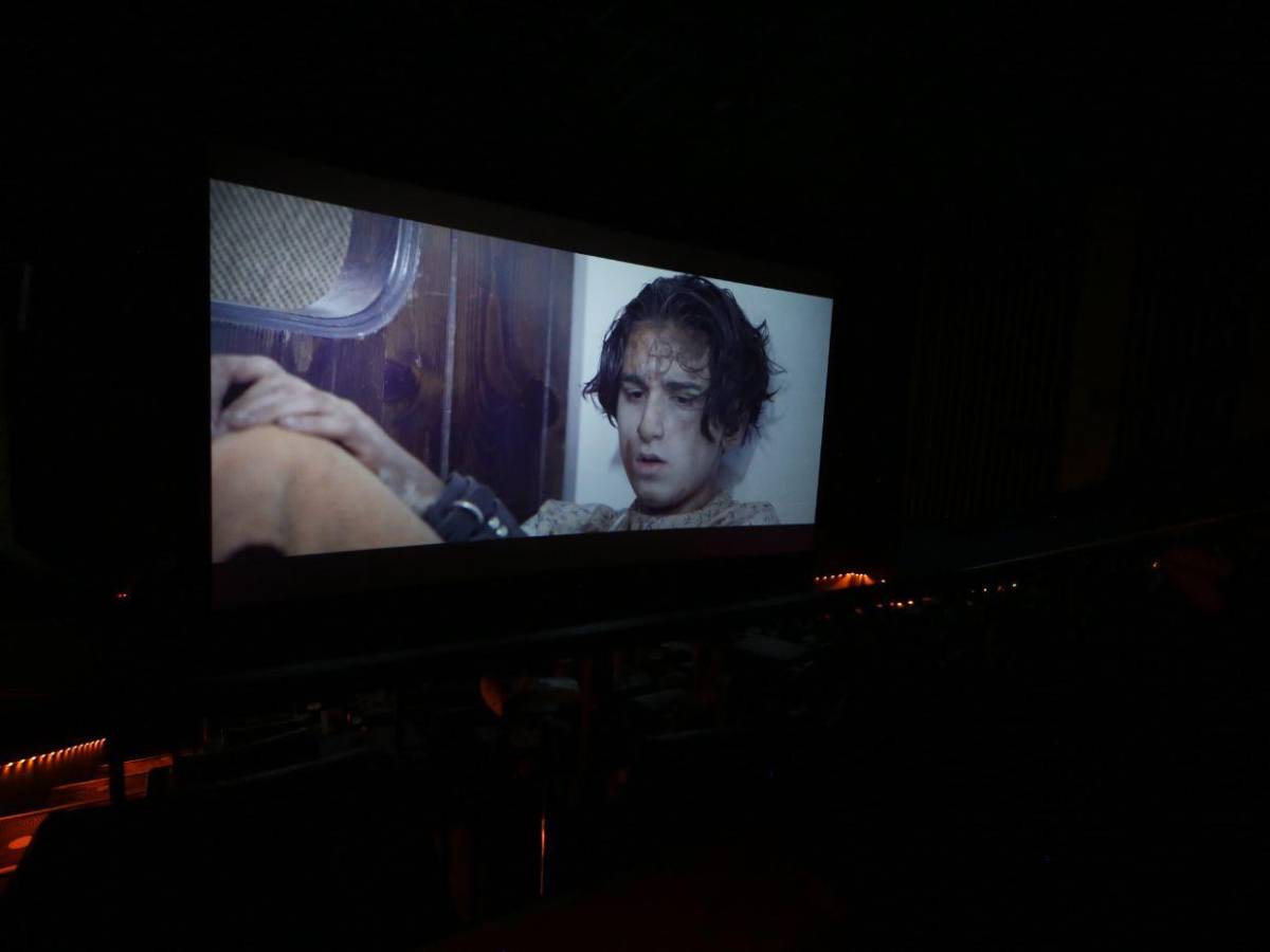 Elenco de “La confesión” asiste a la premier de la película en Honduras