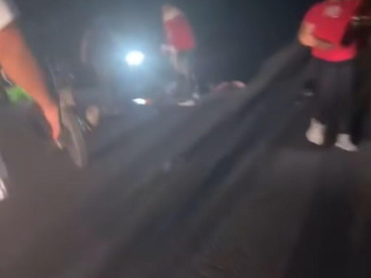 Desgarrador momento cuando familiares llegaron a la escena: Adiel Rodríguez impactó contra un ciclista