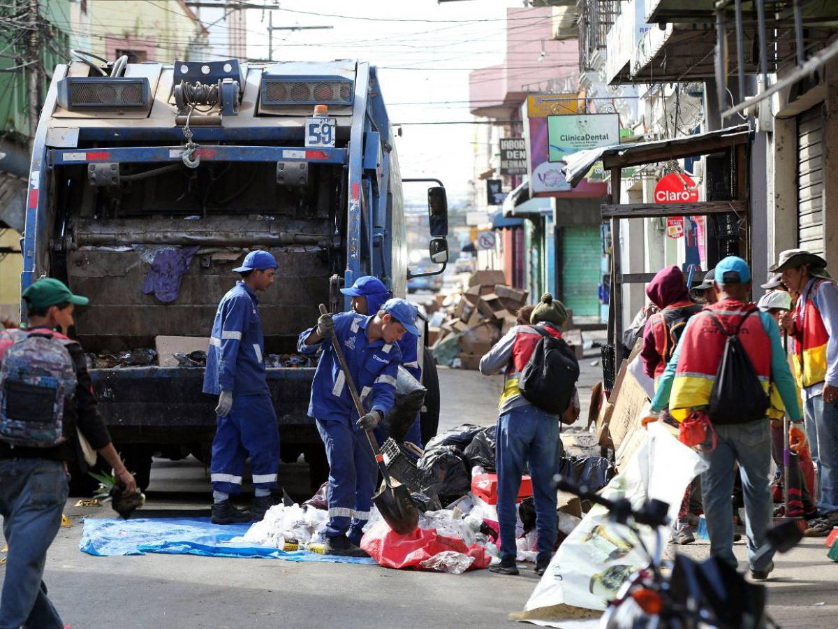 Aumenta recolección de basura en la capital tras festejos de Año Nuevo 2026