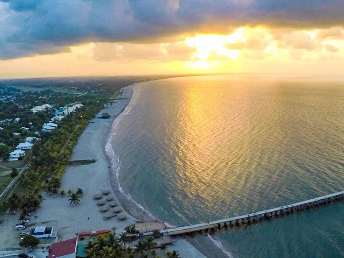 ¿Qué playas visitar en Honduras durante Semana Morazánica 2026?
