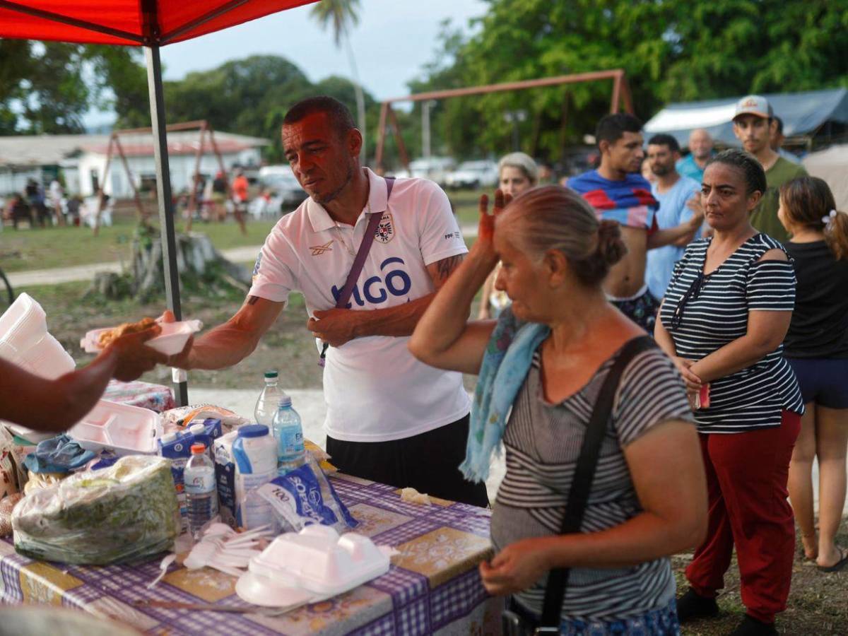 Sin hogar, agua y con miedo: más de 100 réplicas registra Tonosí tras terremoto en Panamá