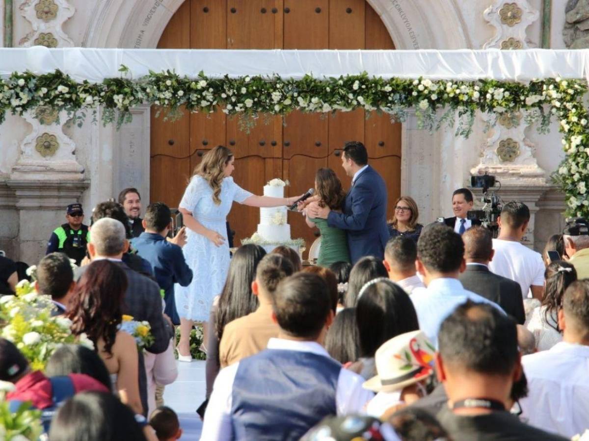 ¡Dijeron que sí! 350 parejas unieron sus vidas en las bodas gratis de la AMDC