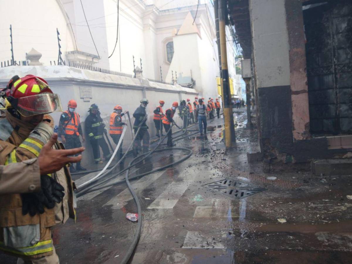 ¿Histórico negocio Chinda Díaz será demolido o reconstruido tras incendio?