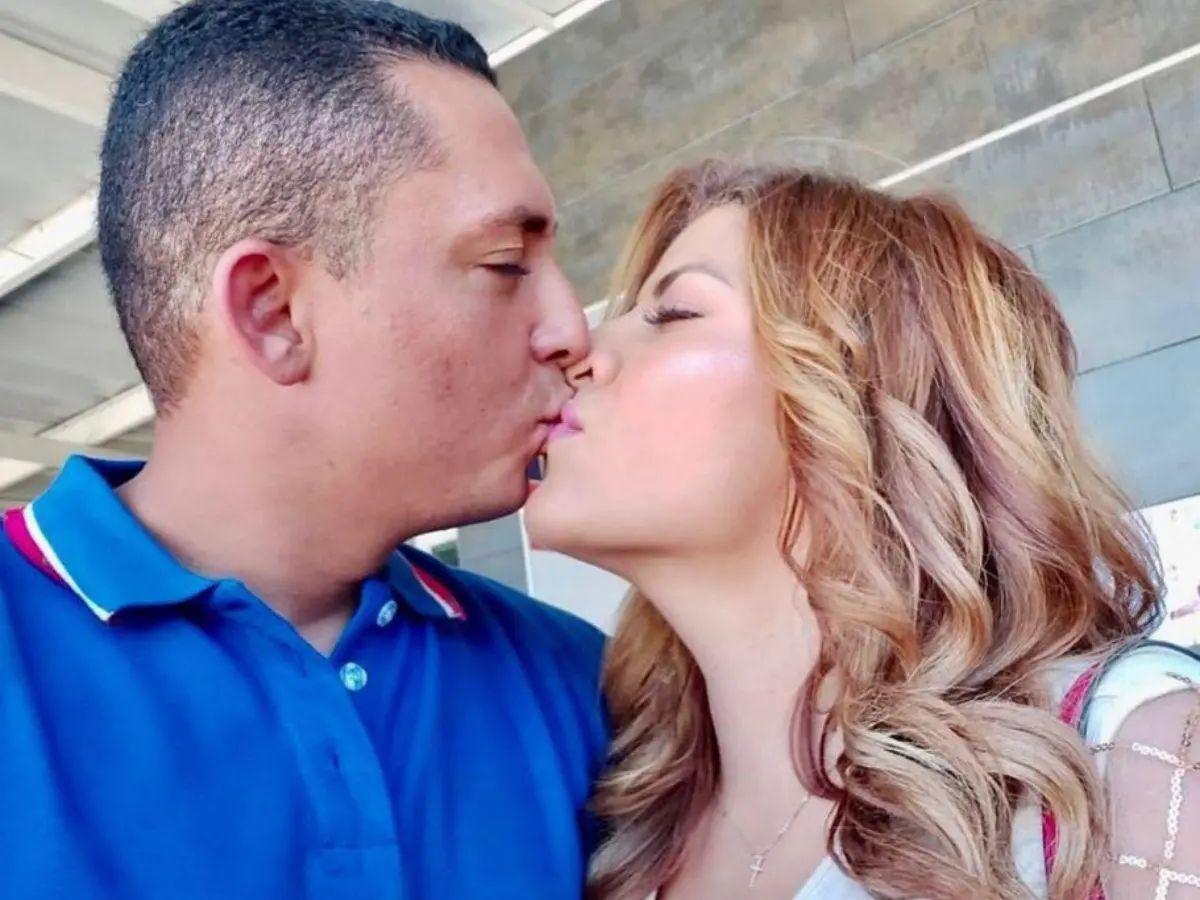 “Mi mamá solo pasa llorando”: Sarai Espinal se quebranta tras hablar de su divorcio