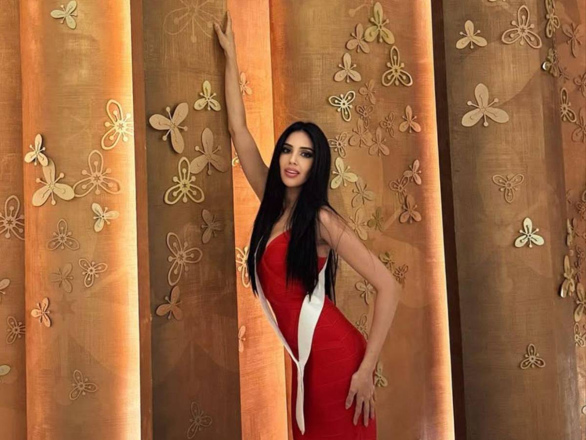 Deslumbrante: así lució Miss Honduras en cena de gala de Miss Universo 2025