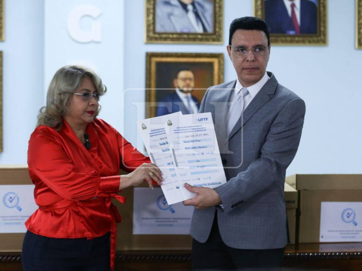 L120 millones: PGR sancionará funcionarios por no rendir cuentas de sus campañas