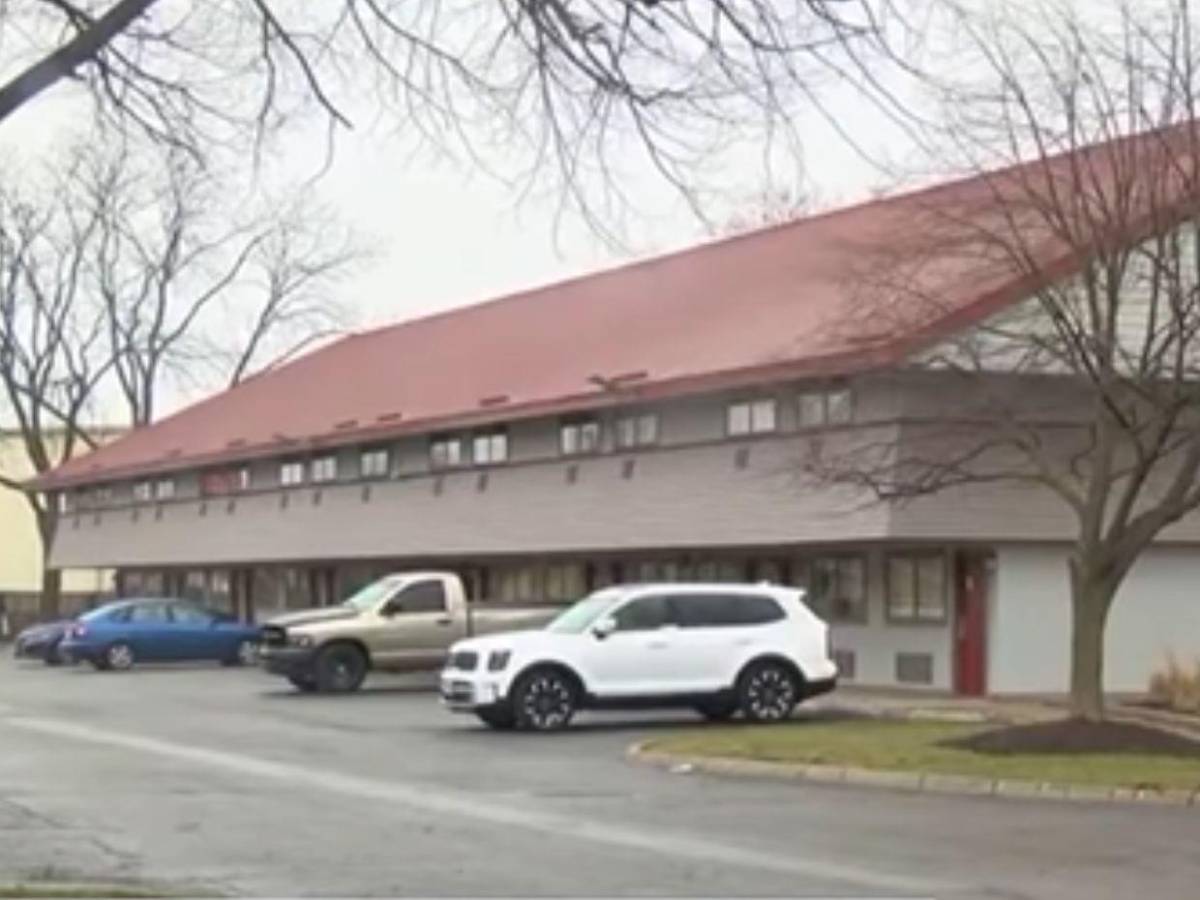 Mujer y sus cinco maridos secuestran y torturan a hombre en aterrador caso en Ohio Mujer y sus cinco maridos secuestran y torturan a hombre en aterrador caso en Ohio