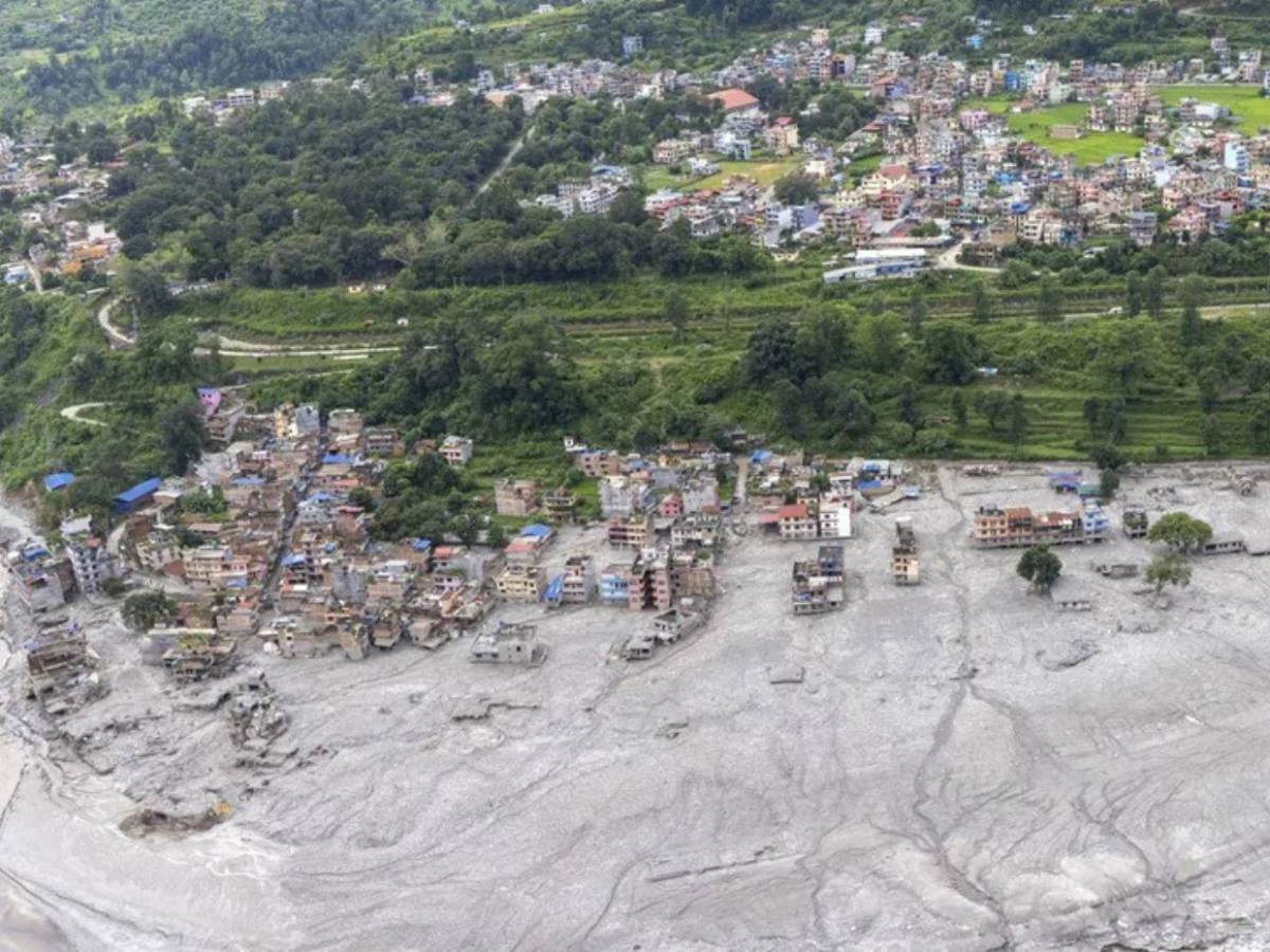 En cuanto veía la luz, gritaba: el relato de un chino que estuvo atrapado 11 días en un túnel de Nepal