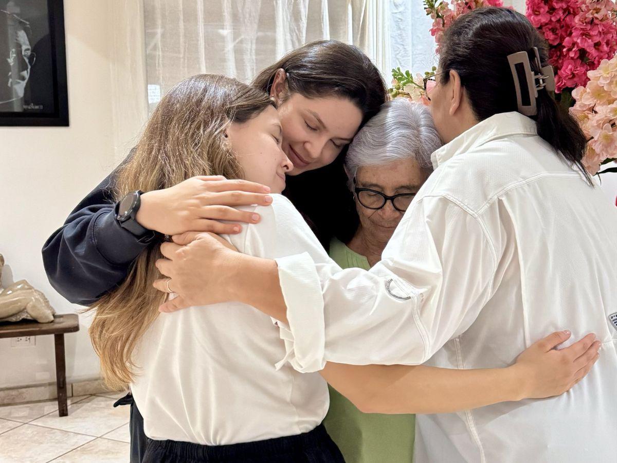 Pude ungirlo, abrazarlo: madre de Juan Orlando revela cómo fue su reencuentro en la cárcel