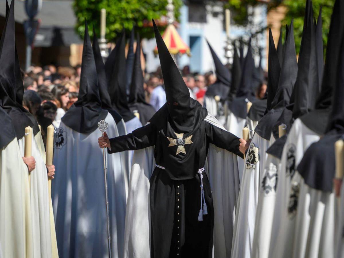 El mundo revive la historia de la crucifixión de Jesús en este Viernes Santo