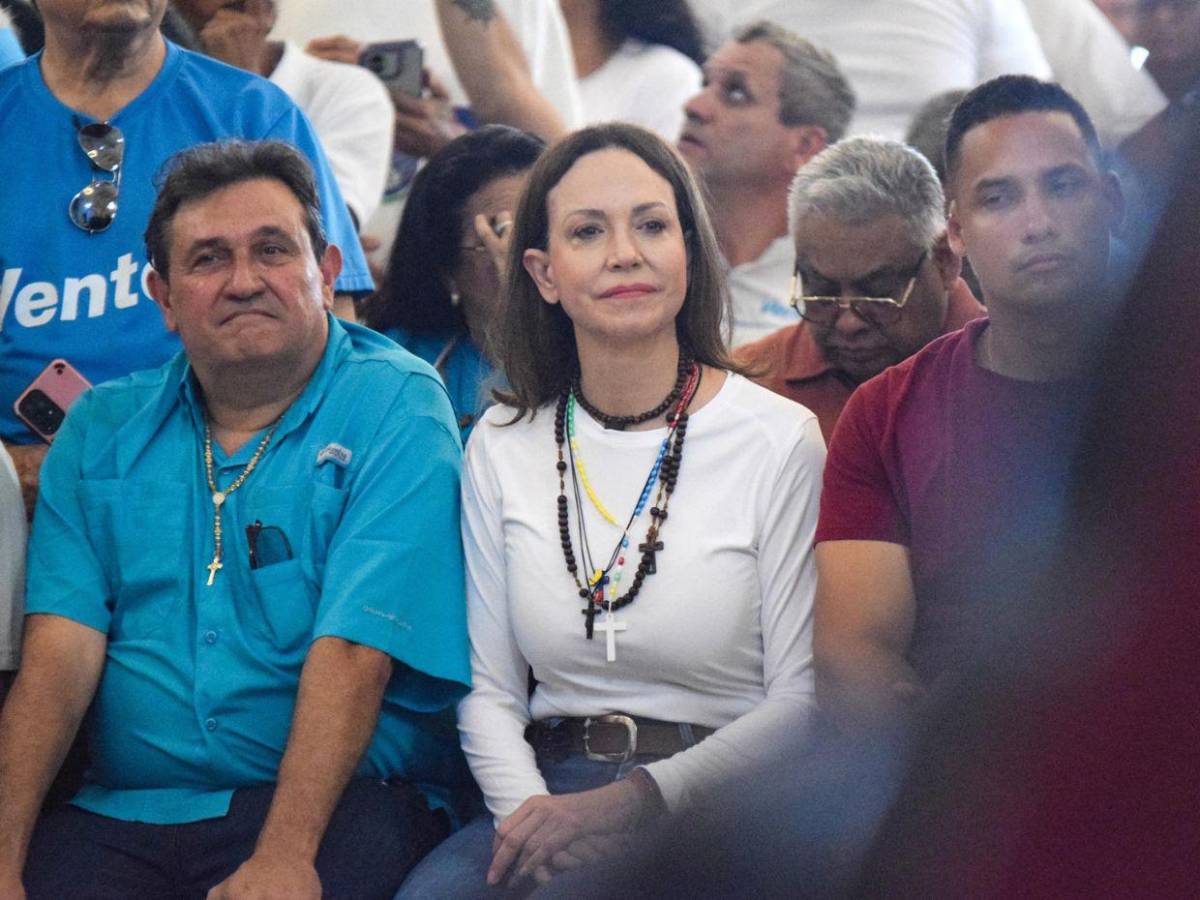 “Estoy aquí. Con ustedes”: Así fue recibida María Corina Machado en Venezuela tras diez meses fuera