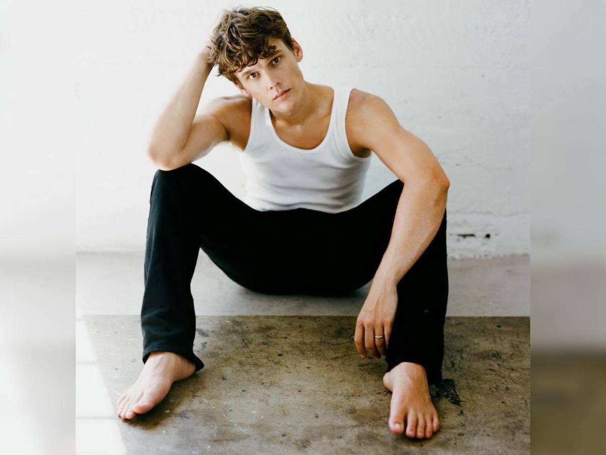 Hunter Doohan, de Wednesday: edad, proyectos y todo sobre su esposo