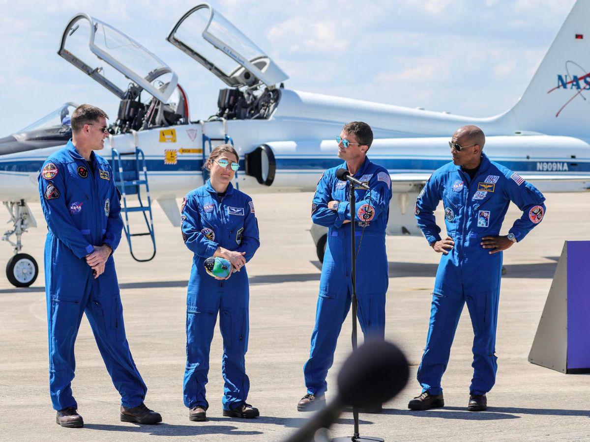 Astronautas de Artemis II antes de despegar a la Luna: “Esperamos que sea un destino para todos”
