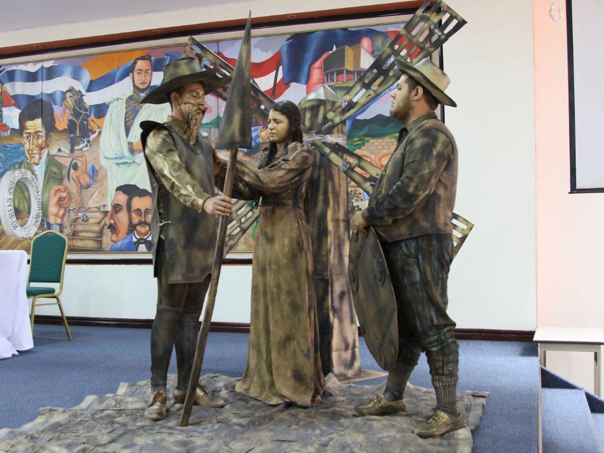 Semana del Idioma 2025: Las imágenes del acto inaugural en la UPNFM