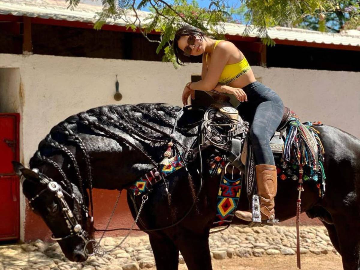 ¡Orgullo latino! Estos fueron los logros de Ángela Aguilar en 2024