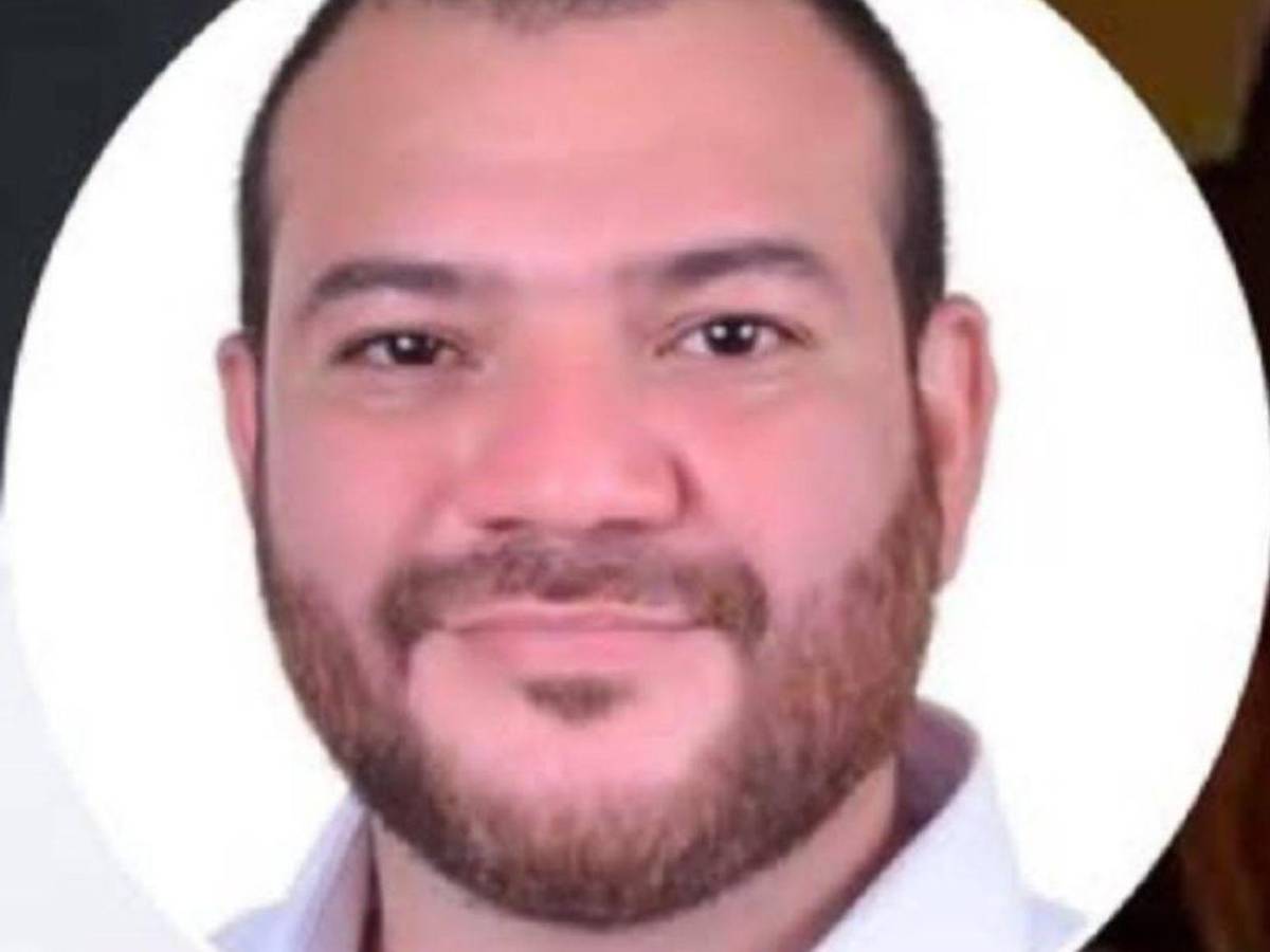 ¿Quién es Carlos Llopis, militante de Libre que encerró a dos comunicadores en Puerto Cortés?