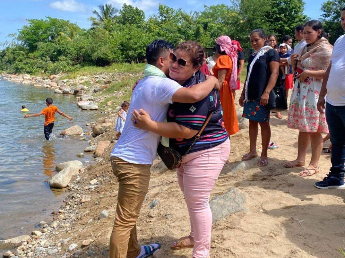 Yo te perdono y le pido a Dios que busques de Él: mensaje de joven al asesino de su madre en Olancho