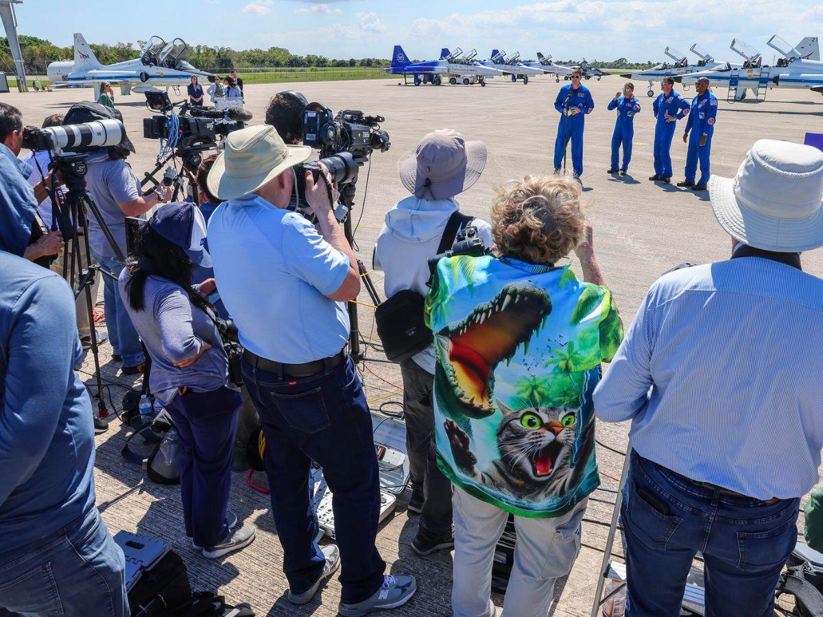 Astronautas de Artemis II antes de despegar a la Luna: “Esperamos que sea un destino para todos”