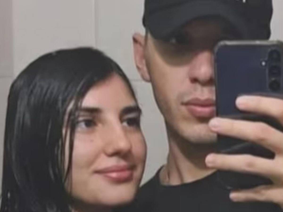 Joven apuñala a su novia, avisa a la polícía y luego se lanza de un octavo piso en Argentina