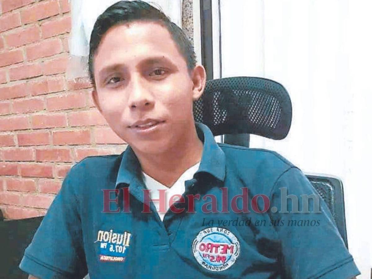 Piden justicia en sepelio de Ricardo Ávila, comunicador que murió tras asalto en Choluteca
