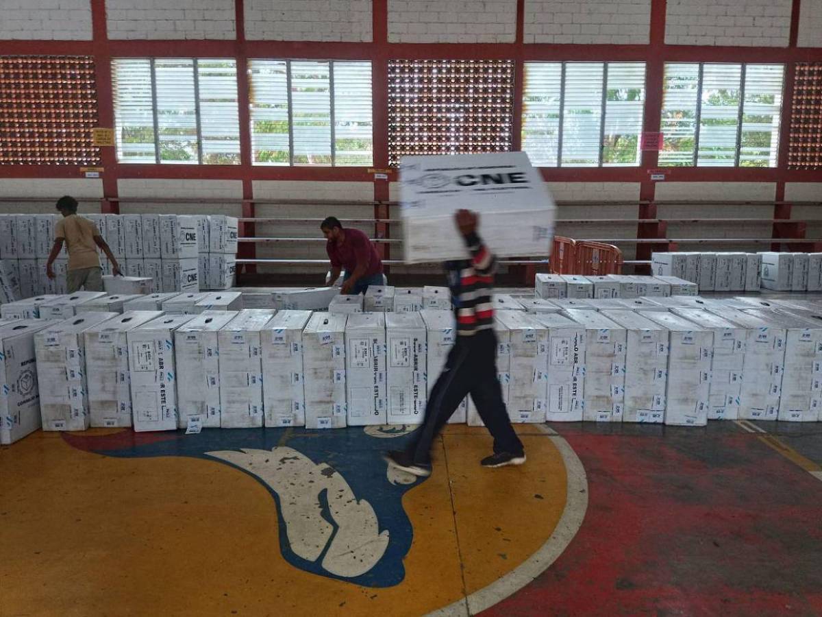 Así avanza la distribución del material electoral a días de las elecciones