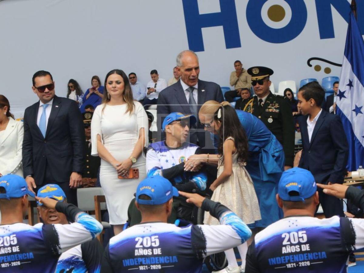 Ever Maldonado, el paracaidista que sufrió accidente en 2025, recibe reconocimiento este 15 de septiembre