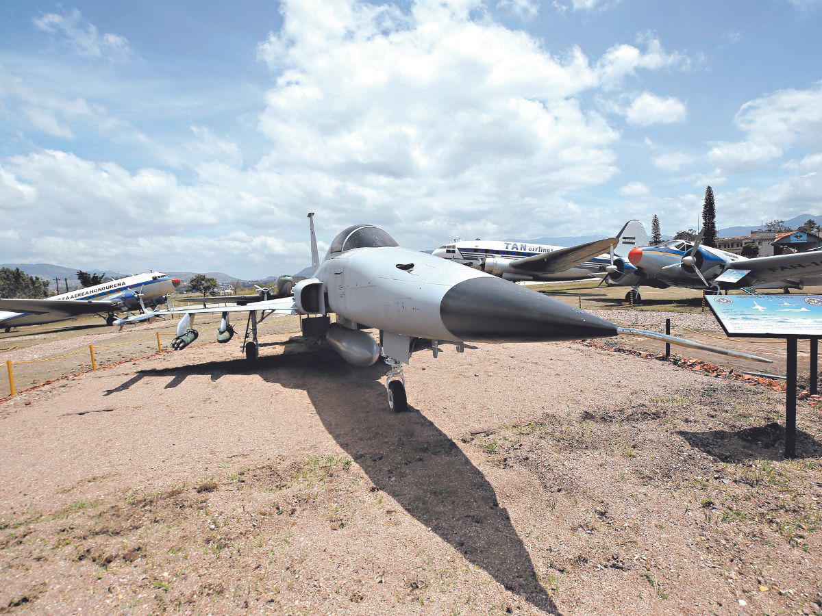 Siete F-5 serán rehabilitados con la ayuda de EUA