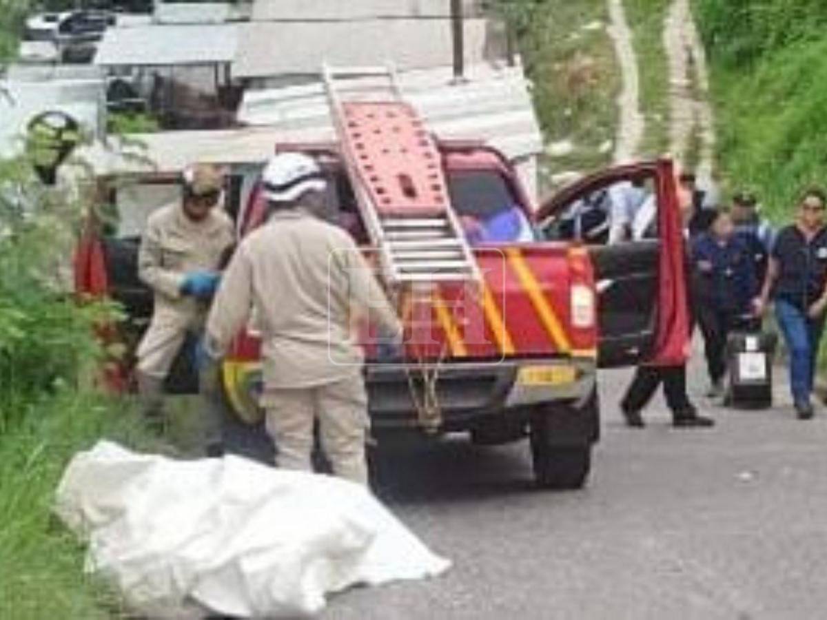 Entre la maleza y con varios disparos: así hallaron a dos hombres asesinados en la colonia 14 de enero