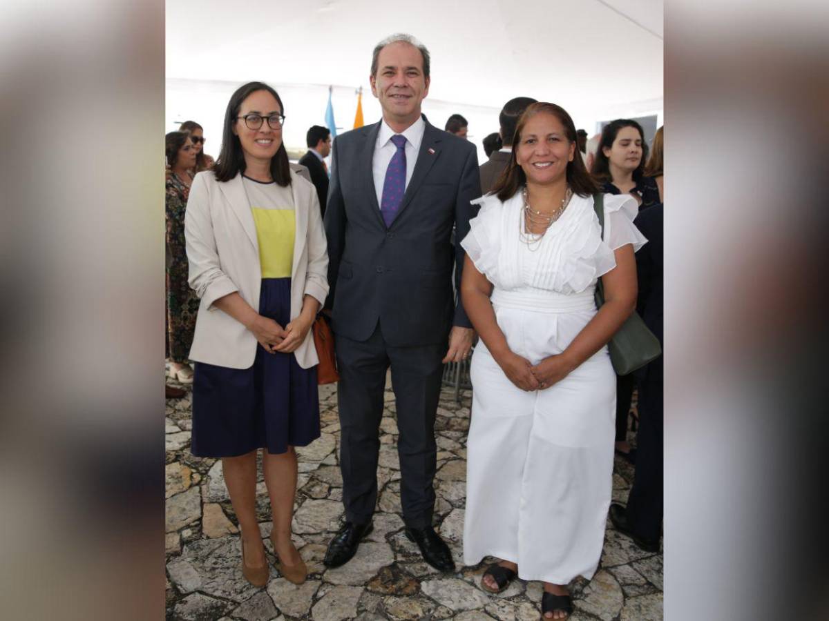 Embajada de Ecuador conmemora 216 años de independencia de su país