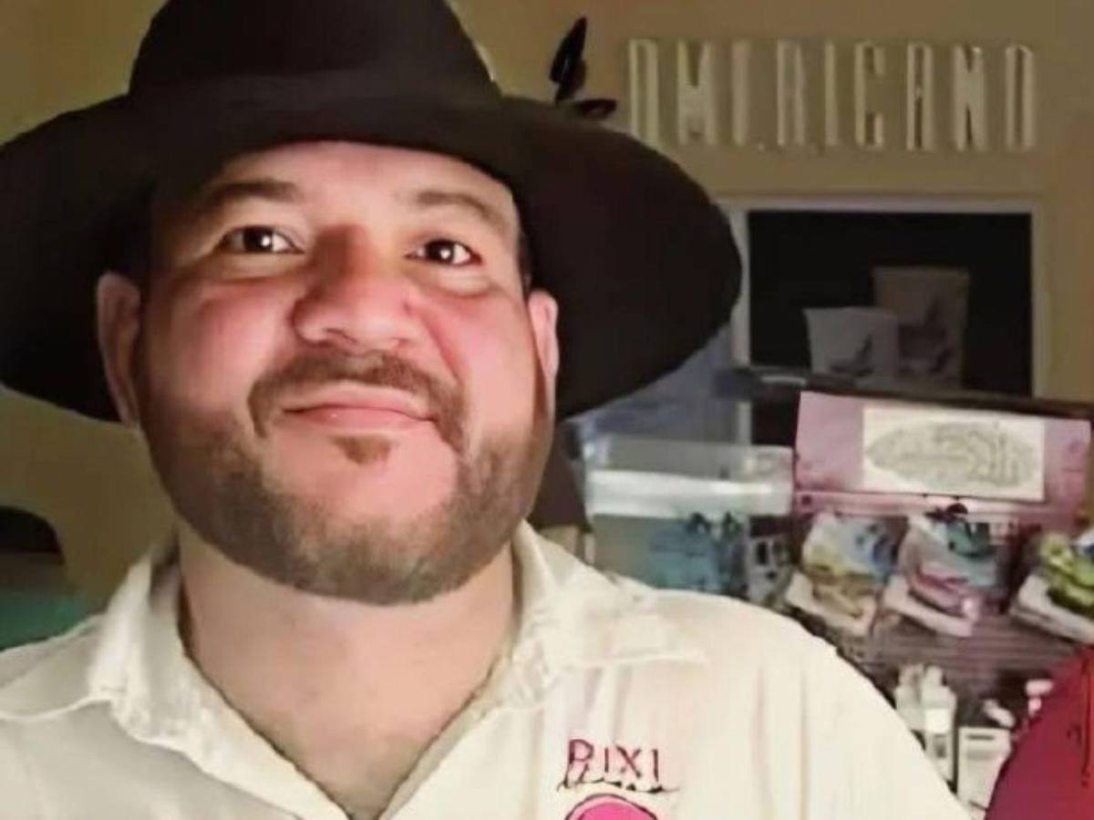 ¿Quién es Carlos Llopis, militante de Libre que encerró a dos comunicadores en Puerto Cortés?