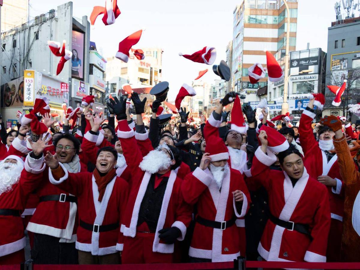 Más allá del árbol y Santa: cómo recibieron la Navidad los diferentes países del mundo