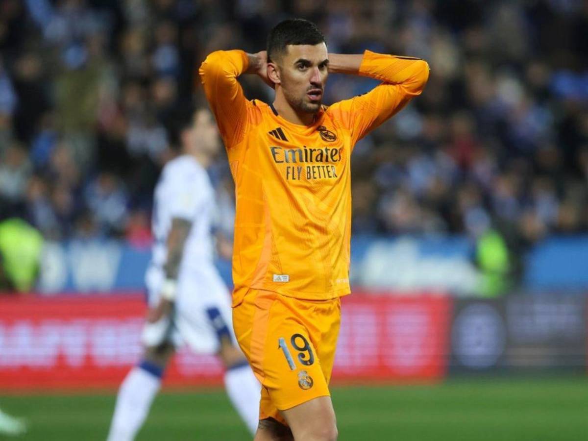 Vestuario en llamas: revelan los frentes abiertos de Arbeloa en el Real Madrid