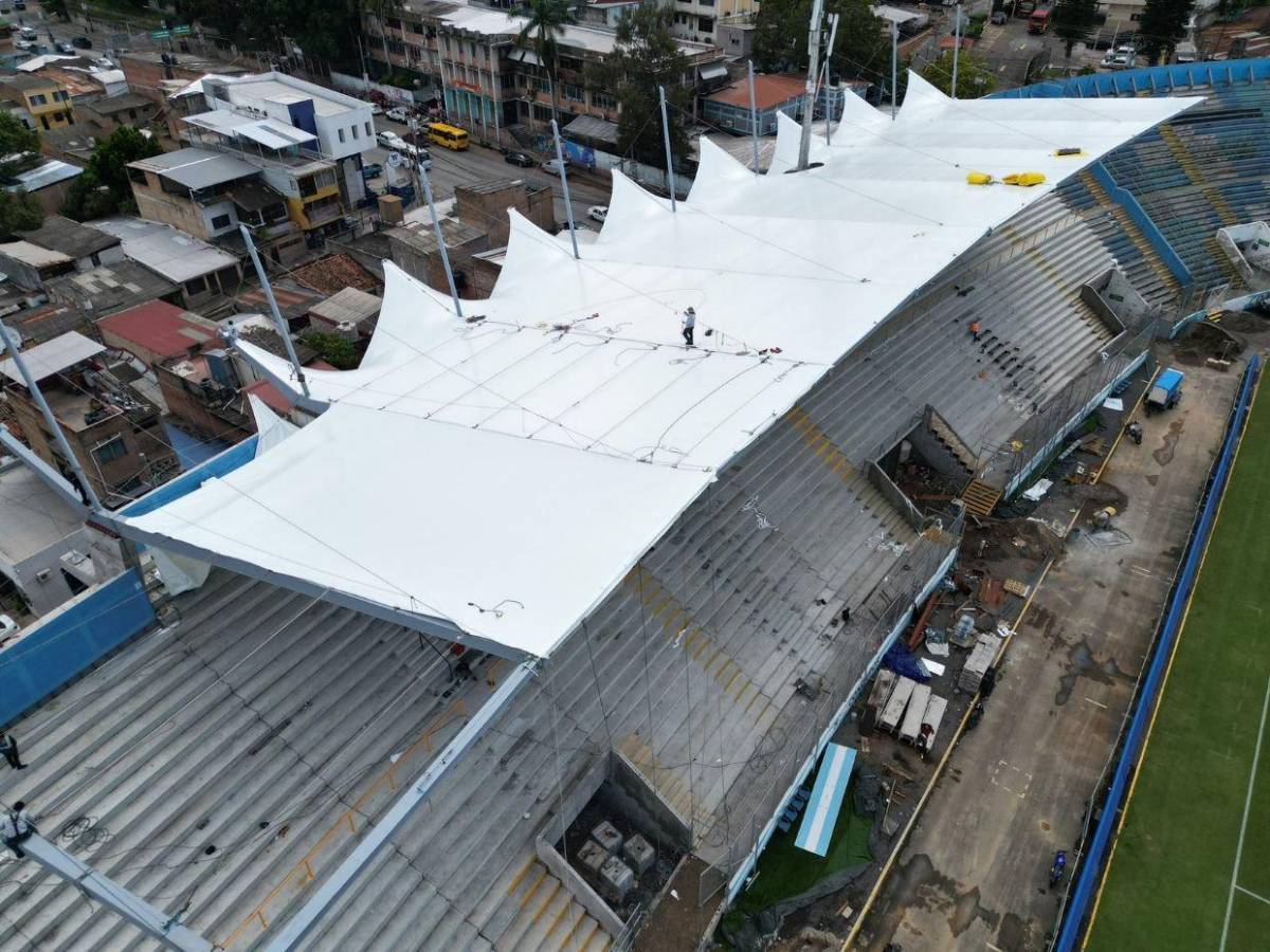 ¡Evolución! Avanza la construcción del nuevo techo del Estadio Chelato Uclés