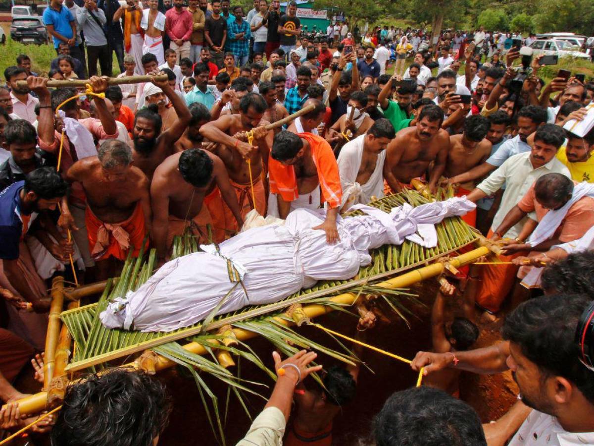 Miles dan último adiós a Babia, el cocodrilo “divino” de la India