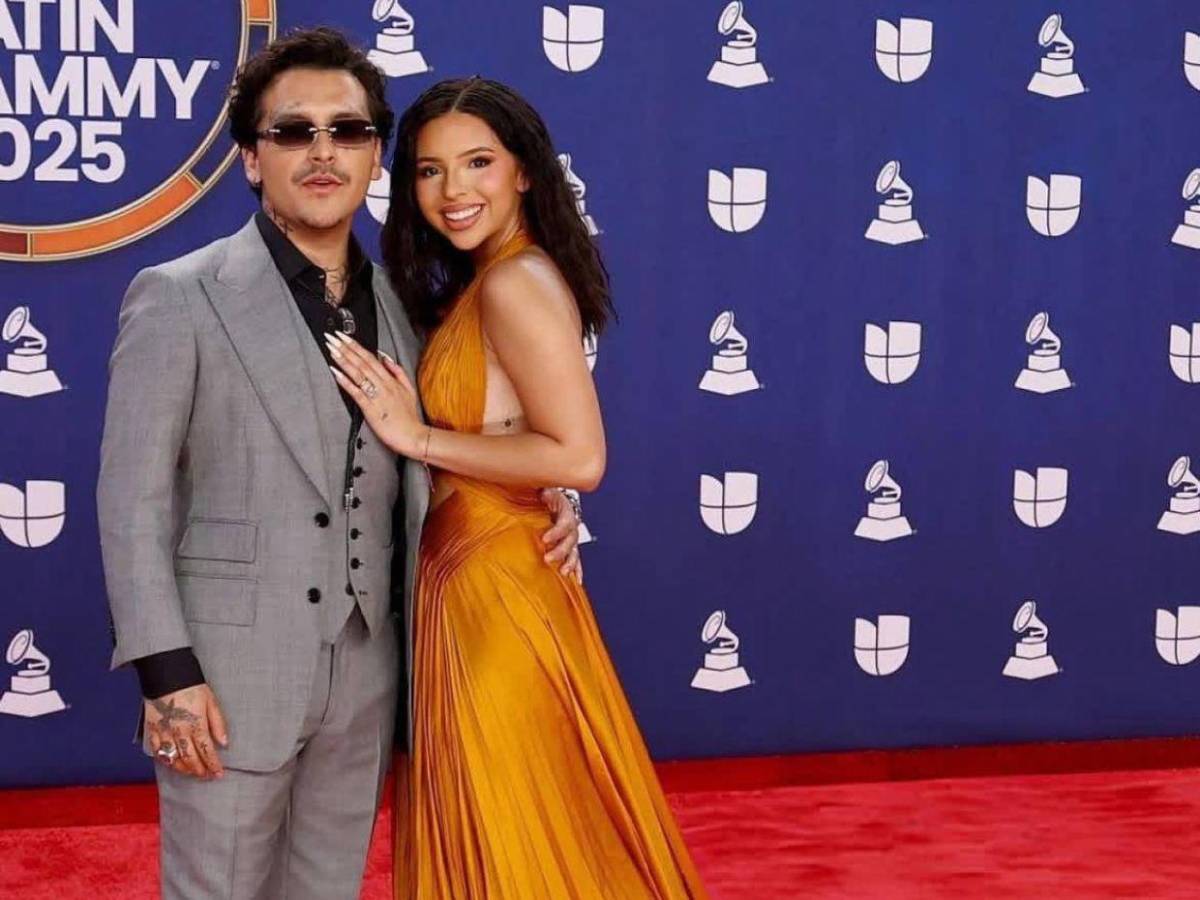 Nodal no dedicó Latin Grammy a Ángela Aguilar como sí lo hizo con Belinda y Cazzu