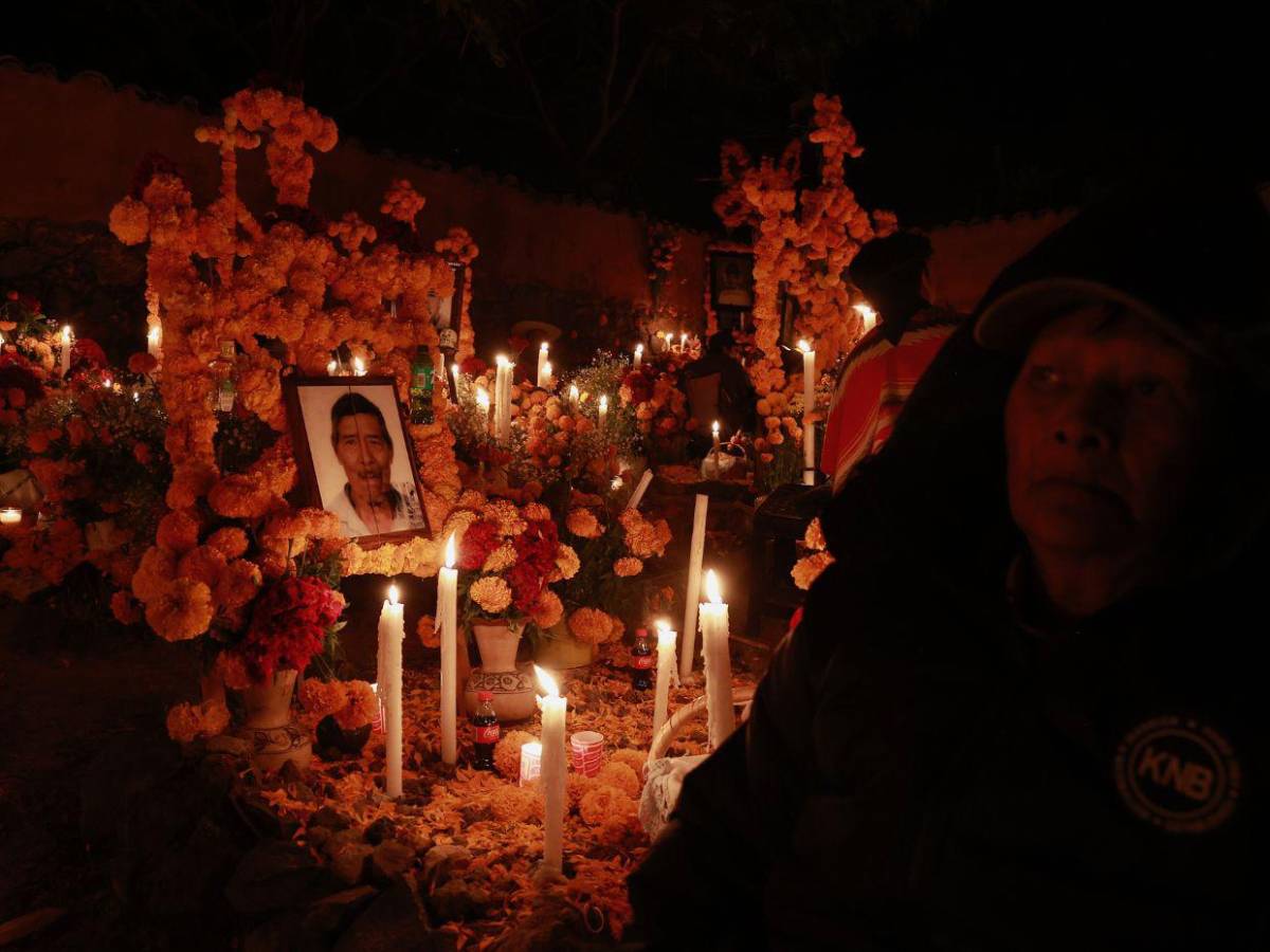Día de Muertos: la tradición que revive los cementerios de México