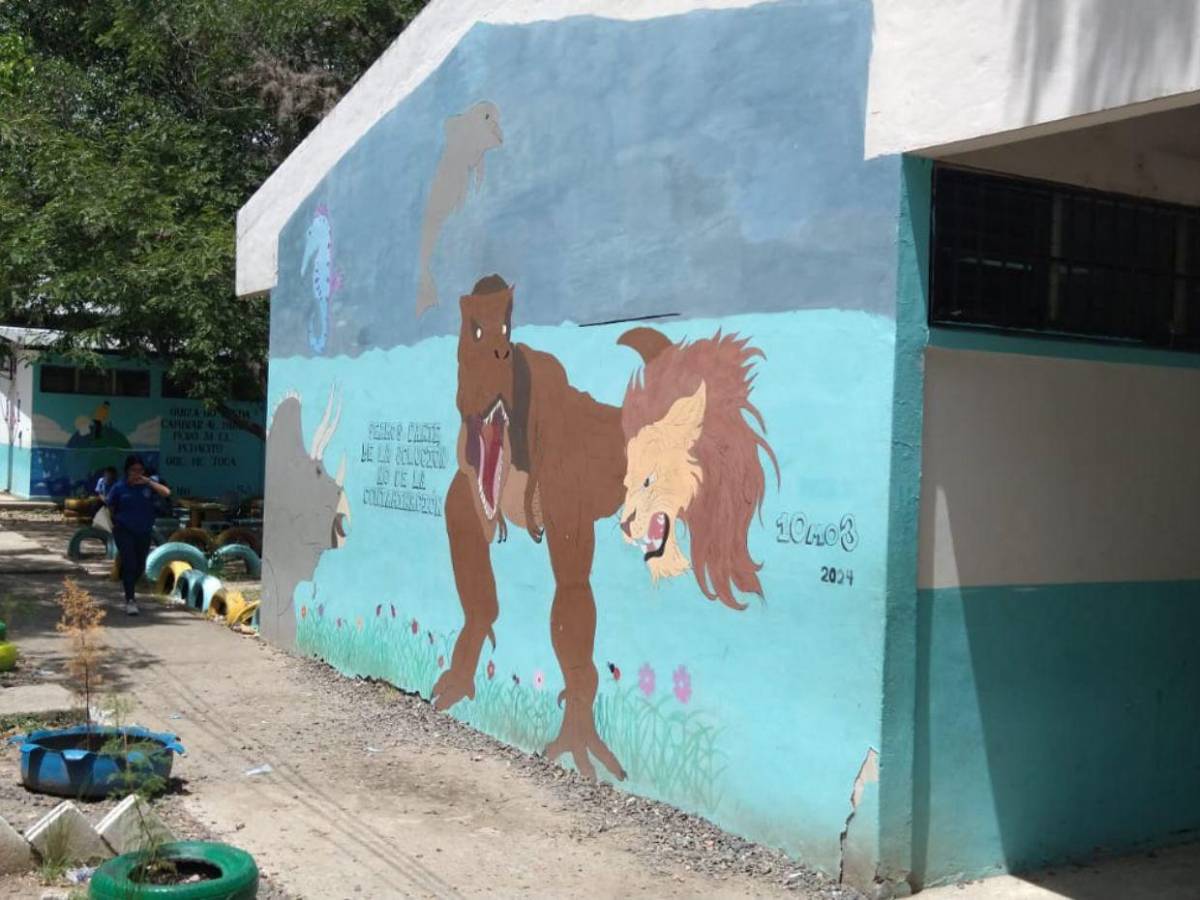 Murales ecológicos transforman el Instituto Saúl Zelaya Jiménez