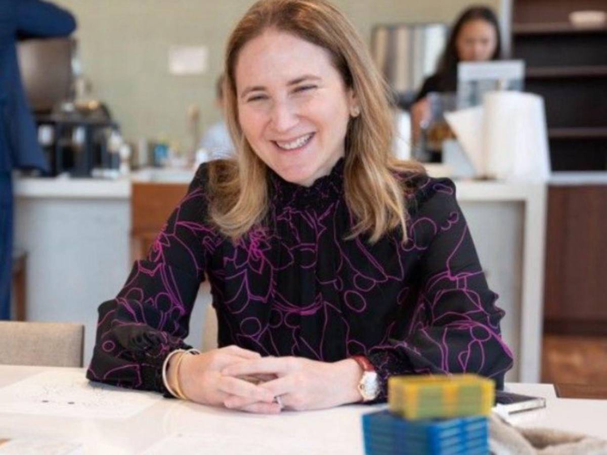 Una ejecutiva, un policía y un agente de seguridad: ¿Quiénes son las víctimas del tiroteo en Nueva York?