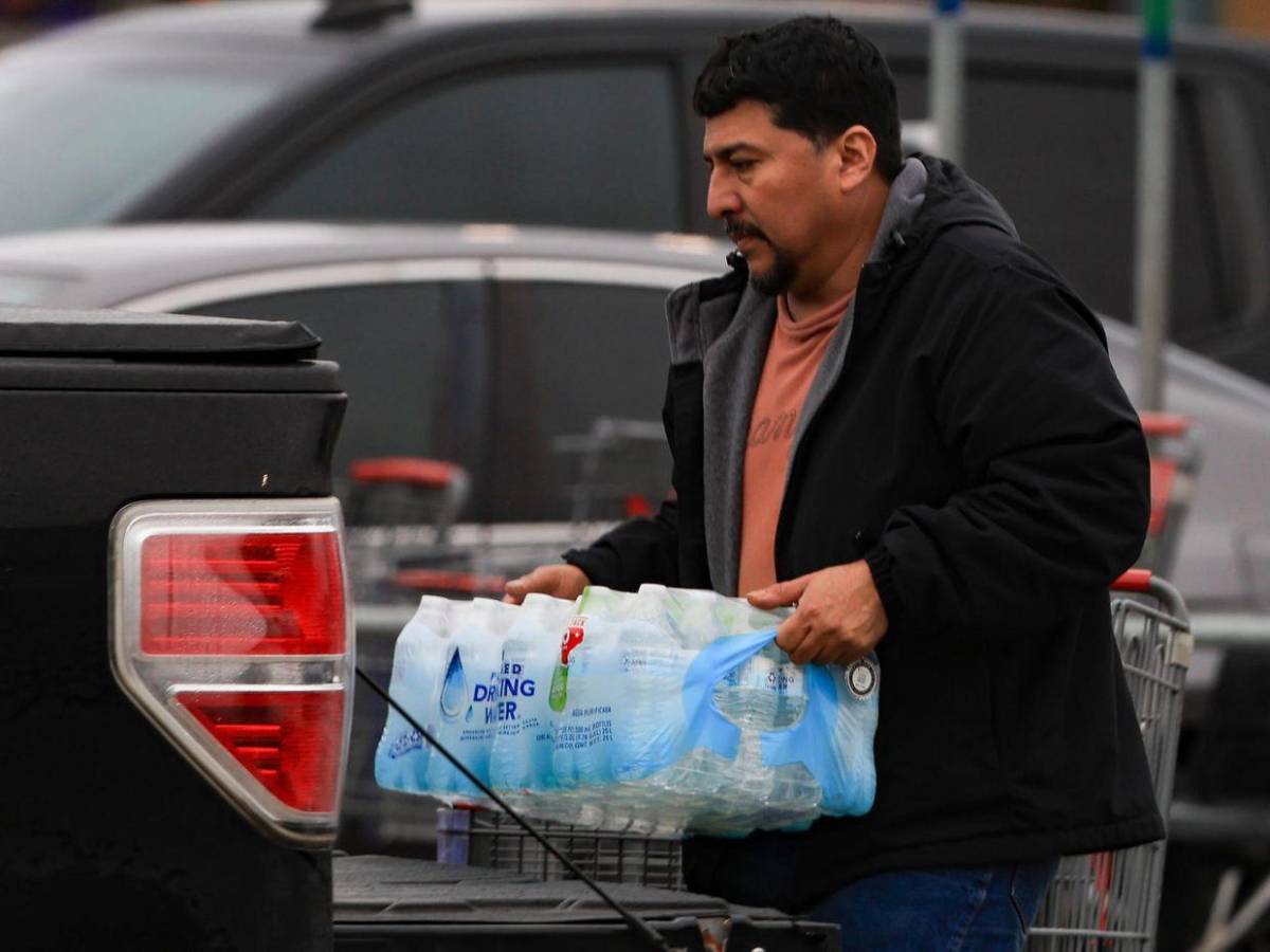 Houston se prepara ante tormenta invernal este fin de semana