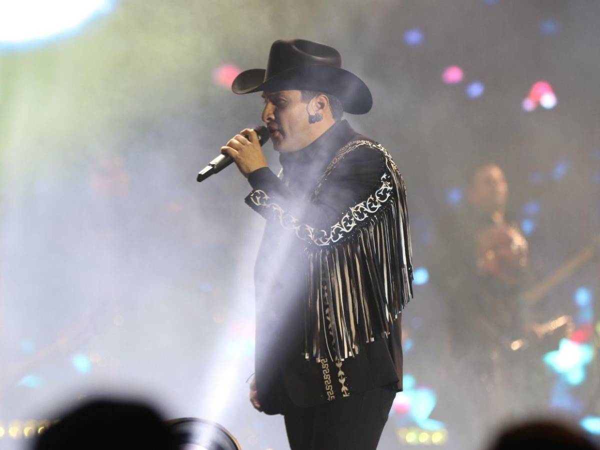 Julión Álvarez regresa a Honduras en 2026: aquí los detalles