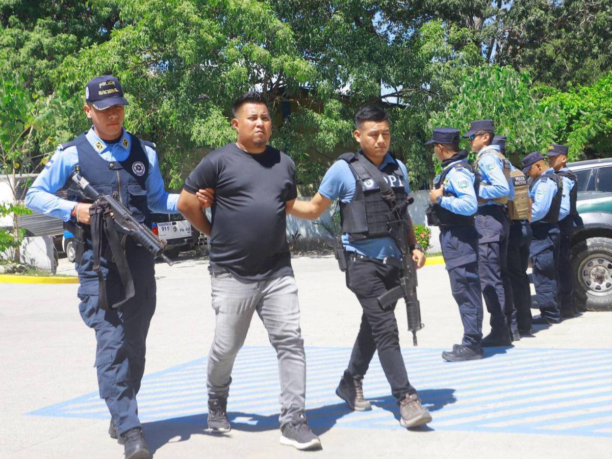 Las vigiló y les disparó: expolicía acepta haber matado a su expareja y a su amiga en La Lima