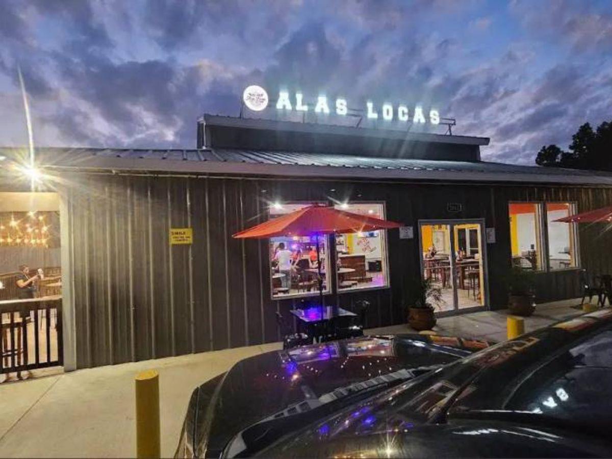 Arrestan a esposa de hondureño que mató dos hombres en bar de Texas