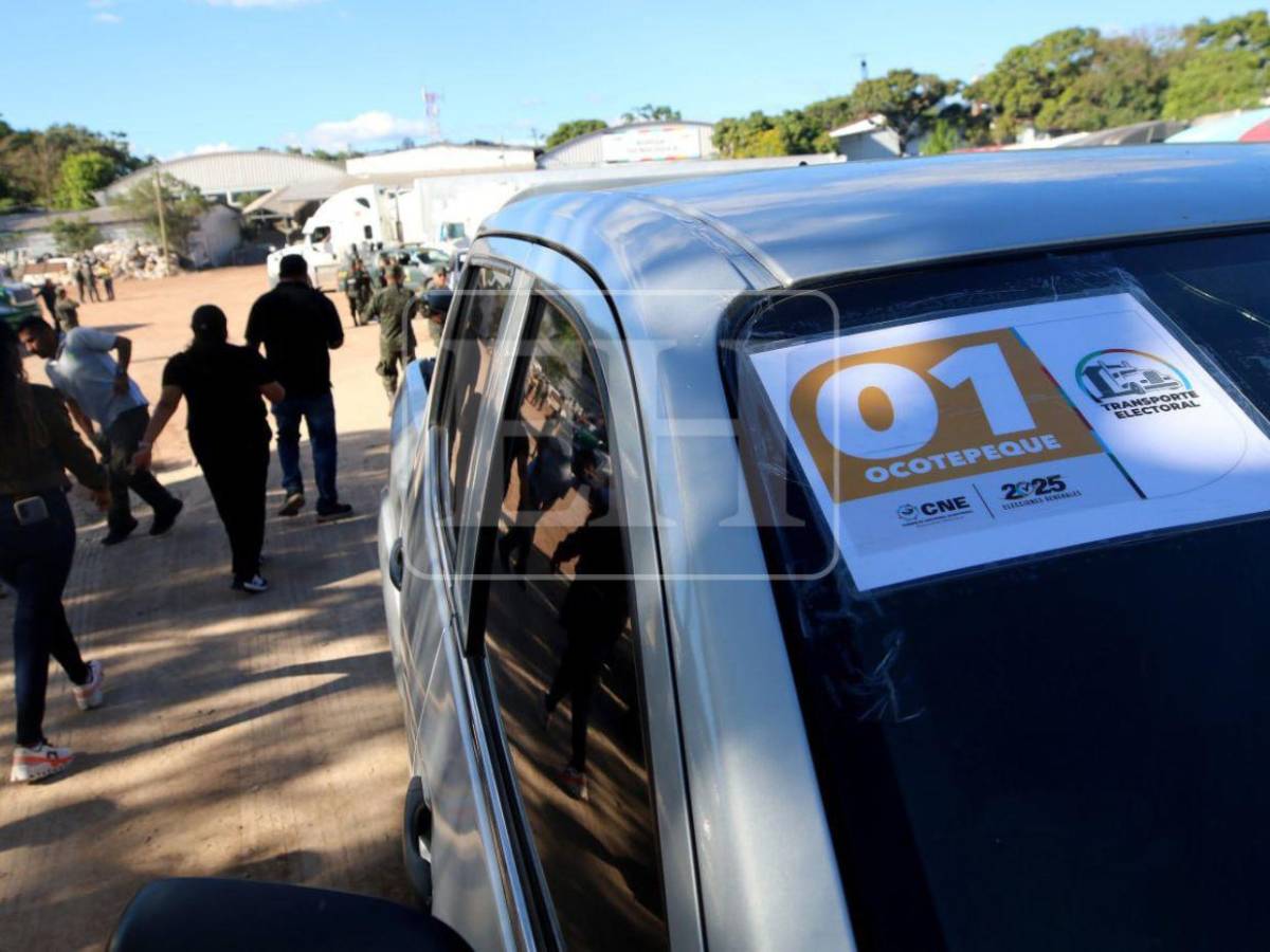 A tiempo y con GPS: así fue el despacho de material electoral