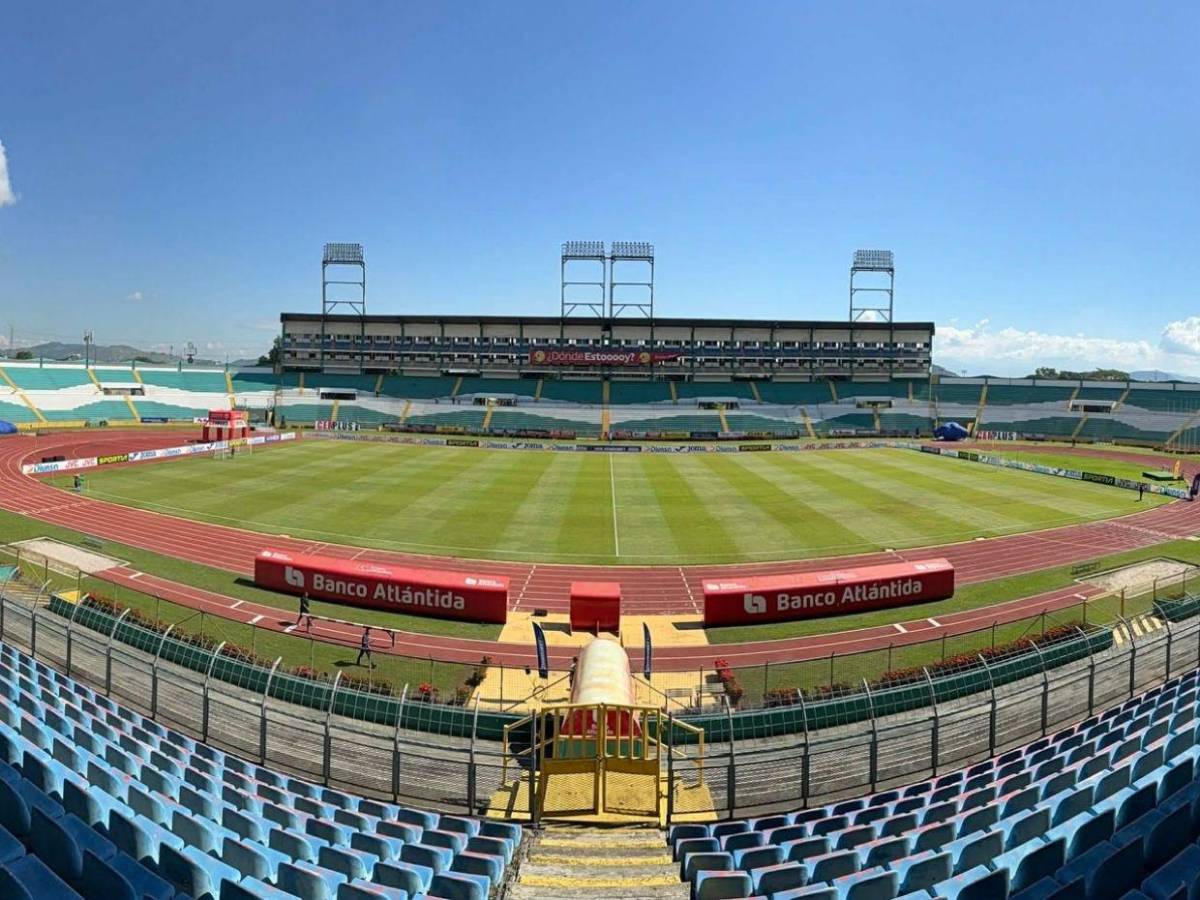 ¡Fiesta en el Olímpico! Barras ponen el color, sorpresa a Lavallén y el mejor ambiente